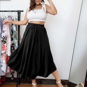 Black plus size flowy maxi skirt